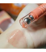 Glad2Glow Brightening Lip Serum Peach Pie 7ml - Image 3